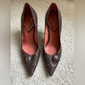 Vince Comuto vintage brown leather pumps 6.5